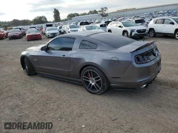 2014 Ford Mustang GT z VIN 1ZVBP8CF4E5286459, wystawiony jako Copart lot #71846495 z przebiegiem 30 372 mil mil oraz Szkoda całkowita • Salvage title. Historia ofert i sprzedaży dostępna na DreamBid. Obrazek 2.