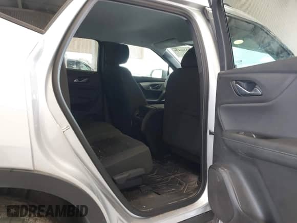 2020 Chevrolet Blazer LT с VIN 3GNKBHRS6LS646203, выставлен на аукционе IAAI как лот 43366450 с пробегом 71 334 миль миль и . История ставок и продаж доступна на DreamBid. Изображение 8.