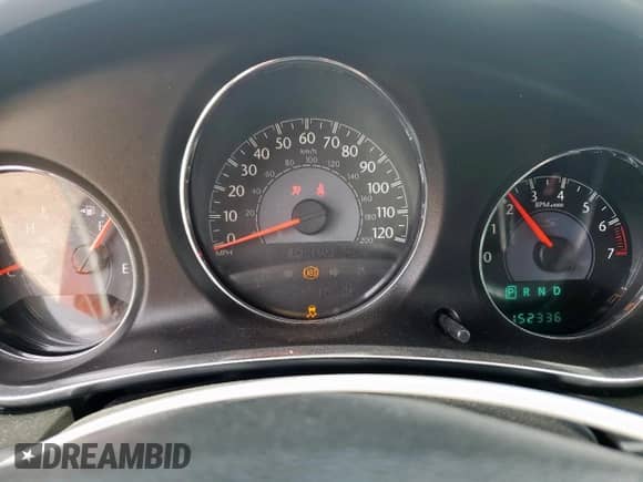 2014 Chrysler 200 Touring with VIN 1C3CCBBB7EN171728, listed as a Copart auction lot 84557385 with 152,336 mi miles and Salvage title. Bid and sale history available at DreamBid. Image 9.