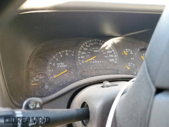 2006 Chevrolet Suburban LT z VIN 3GNGC26U66G132011, wystawiony jako Copart lot #84017714 z przebiegiem Nie podano mil oraz Czysty tytuł • Clean title. Historia ofert i sprzedaży dostępna na DreamBid. Obrazek 9.