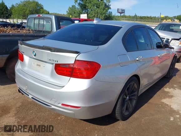 2013 BMW 3 Series 328i xDrive with VIN WBA3B3G52DNR79973, listed as a IAAI auction lot 43012817 with 138,913 mi miles and . Bid and sale history available at DreamBid. Image 4.