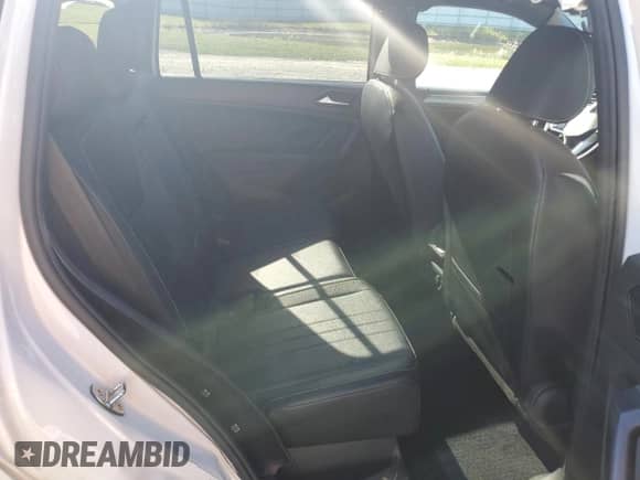 2022 Volkswagen Tiguan SE R-Line Black с VIN 3VV8B7AX3NM086718, выставлен на аукционе Copart как лот 85096255 с пробегом 47 525 миль миль и Списание • Salvage title. История ставок и продаж доступна на DreamBid. Изображение 11.