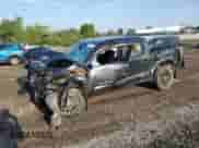 2020 Toyota Tacoma SR5 z VIN 3TMCZ5AN7LM291155, wystawiony jako Copart lot #67111255 z przebiegiem 106 969 mil mil oraz Szkoda całkowita • Salvage title. Historia ofert i sprzedaży dostępna na DreamBid. Obrazek 1.