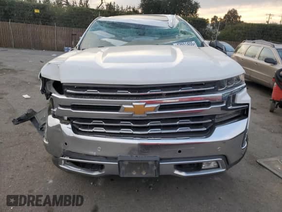 2020 Chevrolet Silverado 1500 LTZ с VIN 3GCUYGET2LG246554, выставлен на аукционе Copart как лот 42651455 с пробегом 158 756 миль миль и Списание • Salvage title. История ставок и продаж доступна на DreamBid. Изображение 5.