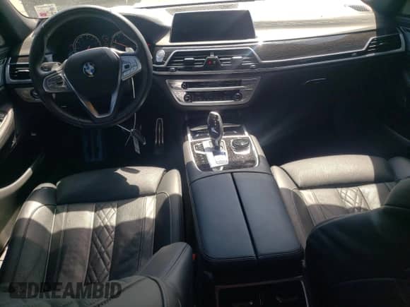 2019 BMW 7 Series 750i with VIN WBA7F0C55KGM24513, listed as a Copart auction lot 61728595 with 26,303 mi miles and Salvage title. Bid and sale history available at DreamBid. Image 8.