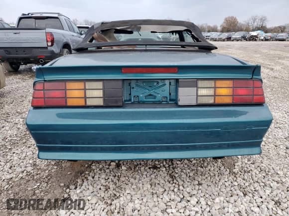 1992 Chevrolet Camaro с VIN 1G1FP33E7NL162169, выставлен на аукционе Copart как лот 77441384 с пробегом 105 956 миль миль и Списание • Salvage title. История ставок и продаж доступна на DreamBid. Изображение 6.