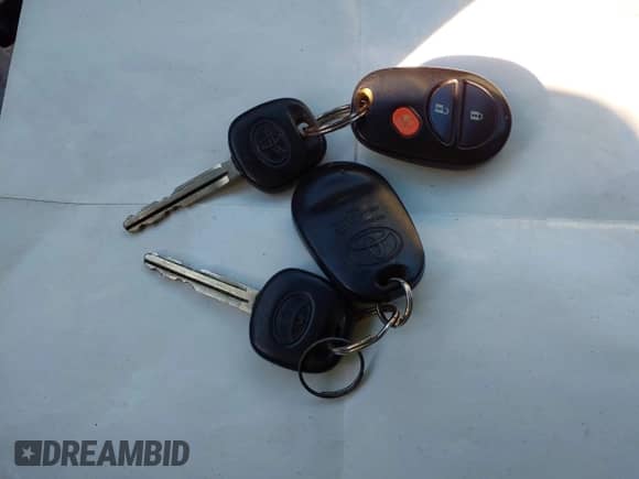 2008 Toyota Highlander with VIN JTEES41A182025371, listed as a IAAI auction lot 43546209 with 248,702 mi miles and . Bid and sale history available at DreamBid. Image 11.