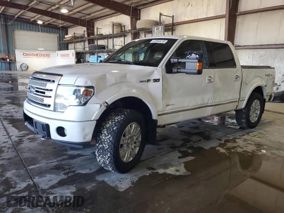 2013 Ford F-150 XL z VIN 1FTFW1ET2DFC47928, wystawiony jako Copart lot #62064415 z przebiegiem 126 527 mil mil oraz Szkoda całkowita • Salvage title. Historia ofert i sprzedaży dostępna na DreamBid. Obrazek 1.