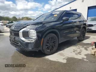 2022 Mitsubishi Outlander SE с VIN JA4J3UA8XNZ072585, выставлен на аукционе Copart как лот 70680325 с пробегом 98 365 миль миль и Списание • Salvage title. История ставок и продаж доступна на DreamBid. Изображение 1.
