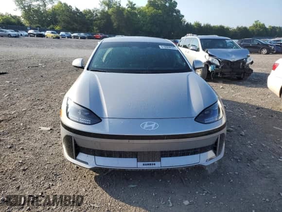 2023 Hyundai Ioniq 6 Preferred с VIN KMHM34AC6PA022030, выставлен на аукционе Copart как лот 61695834 с пробегом 18 100 миль миль и Списание • Salvage title. История ставок и продаж доступна на DreamBid. Изображение 5.