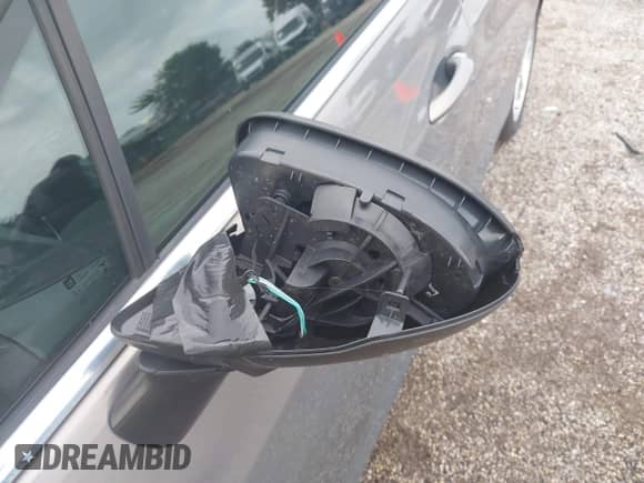 2018 Chevrolet Cruze LT с VIN 1G1BE5SMXJ7247499, выставлен на аукционе IAAI как лот 42853055 с пробегом 76 549 миль миль и . История ставок и продаж доступна на DreamBid. Изображение 6.