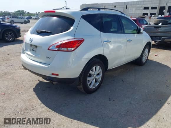 2014 Nissan Murano S with VIN JN8AZ1MU3EW402553, listed as a IAAI auction lot 42700334 with 190,216 mi miles and . Bid and sale history available at DreamBid. Image 4.