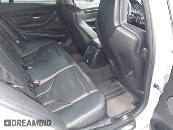 2018 BMW M3 CS с VIN WBS8M9C57J5L71611, выставлен на аукционе IAAI как лот 43343416 с пробегом 84 265 миль миль и . История ставок и продаж доступна на DreamBid. Изображение 8.