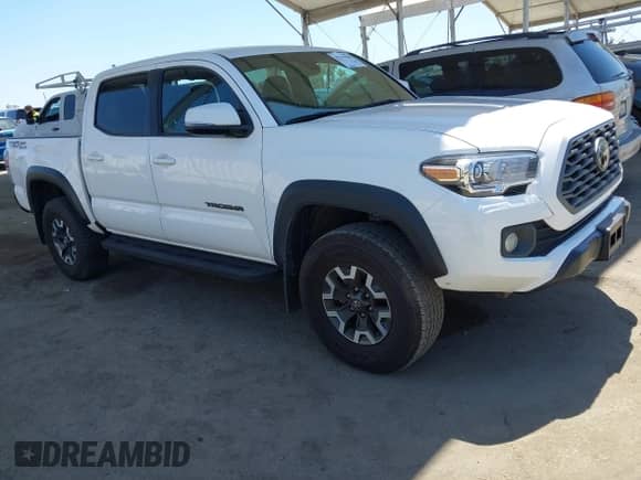 2021 Toyota Tacoma SR5 с VIN 5TFAZ5CN7MX112757, выставлен на аукционе IAAI как лот 42517988 с пробегом 39 885 миль миль и . История ставок и продаж доступна на DreamBid. Изображение 1.