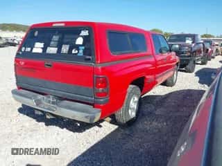 1999 Dodge 1500 z VIN 3B7HC13Z7XM597925, wystawiony jako IAAI lot #43501858 z przebiegiem 211 659 mil mil oraz . Historia ofert i sprzedaży dostępna na DreamBid. Obrazek 4.