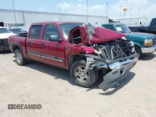 2005 Chevrolet Silverado 1500 Z71 с VIN 2GCEK13T551143145, выставлен на аукционе IAAI как лот 42439955 с пробегом Не указан миль и . История ставок и продаж доступна на DreamBid. Изображение 1.