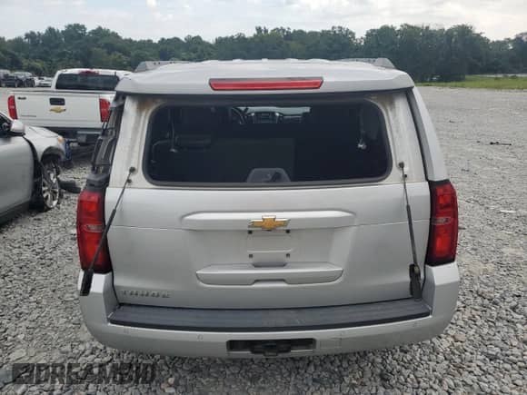 2018 Chevrolet Tahoe LT z VIN 1GNSCBKC7JR369431, wystawiony jako Copart lot #70625025 z przebiegiem 160 457 mil mil oraz Szkoda całkowita • Salvage title. Historia ofert i sprzedaży dostępna na DreamBid. Obrazek 6.