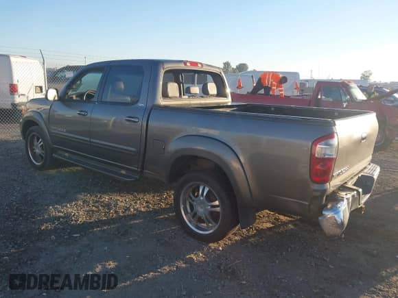 2006 Toyota Tundra SR5 с VIN 5TBET34116S515413, выставлен на аукционе IAAI как лот 43440217 с пробегом Не указан миль и . История ставок и продаж доступна на DreamBid. Изображение 3.