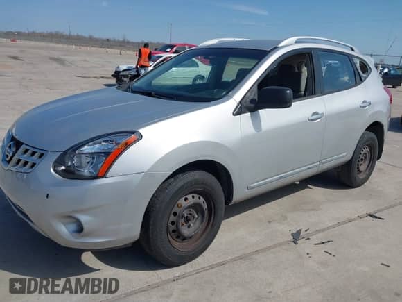 2015 Nissan Rogue S z VIN JN8AS5MT4FW671911, wystawiony jako IAAI lot #41699517 z przebiegiem 139 546 mil mil oraz . Historia ofert i sprzedaży dostępna na DreamBid. Obrazek 2.