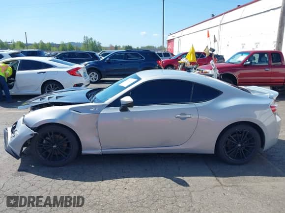 2013 Scion FR-S with VIN JF1ZNAA10D1732771, listed as a IAAI auction lot 42014087 with 71,763 mi miles and . Bid and sale history available at DreamBid. Image 15.