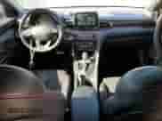 2019 Hyundai Veloster Turbo R-Spec z VIN KMHTH6AB9KU019288, wystawiony jako Copart lot #49748385 z przebiegiem 83 732 mil mil oraz Nie do naprawy • Non repairable. Historia ofert i sprzedaży dostępna na DreamBid. Obrazek 8.