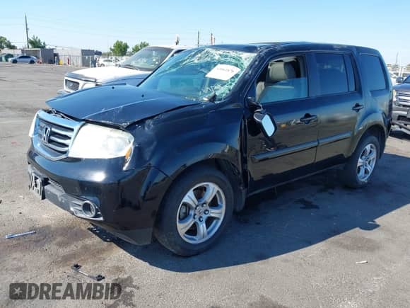 2013 Honda Pilot EX-L with VIN 5FNYF4H52DB011386, listed as a IAAI auction lot 43061878 with 195,846 mi miles and . Bid and sale history available at DreamBid. Image 17.