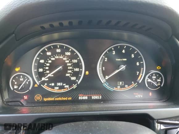 2017 BMW X5 xDrive35i с VIN 5UXKR0C30H0V74984, выставлен на аукционе Copart как лот 83763885 с пробегом 93 486 миль миль и Списание • Salvage title. История ставок и продаж доступна на DreamBid. Изображение 9.