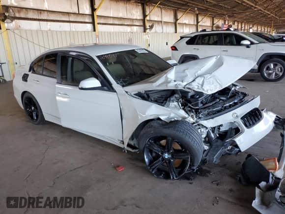 2014 BMW 3 Series 320i with VIN WBA3B1G51ENN91011, listed as a Copart auction lot 82496095 with Not provided miles and Clean title. Bid and sale history available at DreamBid. Image 4.