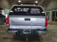 2019 Toyota Tundra SR с VIN 5TFUM5F1XKX081988, выставлен на аукционе Copart как лот 54347595 с пробегом 169 466 миль миль и Списание • Salvage title. История ставок и продаж доступна на DreamBid. Изображение 6.