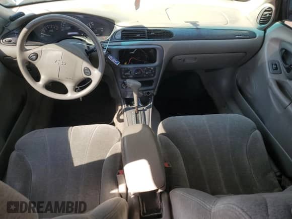 1999 Chevrolet Malibu с VIN 1G1ND52T7XY138511, выставлен на аукционе Copart как лот 71088205 с пробегом 198 317 миль миль и Списание • Salvage title. История ставок и продаж доступна на DreamBid. Изображение 8.