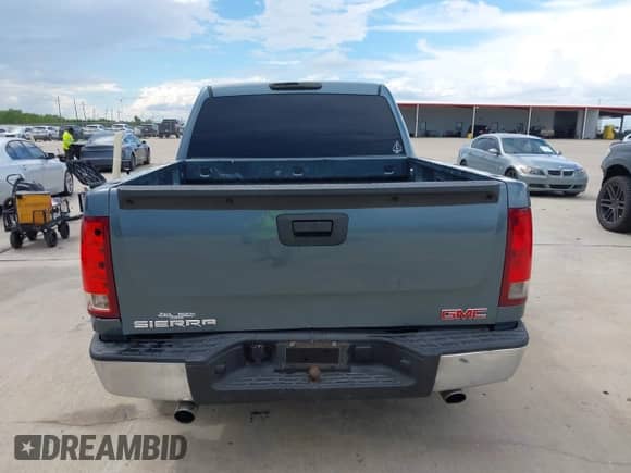 2009 GMC Sierra 1500 SL с VIN 3GTEC13C19G110458, выставлен на аукционе IAAI как лот 43303130 с пробегом 287 406 миль миль и . История ставок и продаж доступна на DreamBid. Изображение 16.