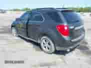 2013 Chevrolet Equinox LT z VIN 2GNFLNE39D6328927, wystawiony jako IAAI lot #42027632 z przebiegiem 240 619 mil mil oraz . Historia ofert i sprzedaży dostępna na DreamBid. Obrazek 3.