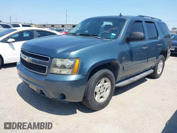 2009 Chevrolet Tahoe LS с VIN 1GNFC13C09R272836, выставлен на аукционе IAAI как лот 43145914 с пробегом 211 743 миль миль и . История ставок и продаж доступна на DreamBid. Изображение 2.