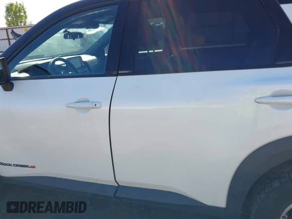 2023 Nissan Pathfinder Rock Creek with VIN 5N1DR3BD2PC270554, listed as a IAAI auction lot 42200457 with 18,249 mi miles and . Bid and sale history available at DreamBid. Image 14.