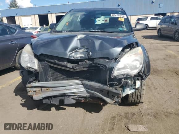 2011 Chevrolet Equinox LS with VIN 2CNFLCEC2B6376100, listed as a Copart auction lot 82438945 with 100,446 mi miles and Clean title. Bid and sale history available at DreamBid. Image 5.