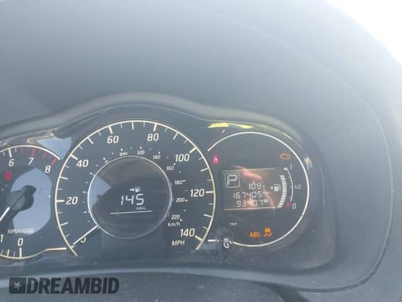 2015 Nissan Note S Plus z VIN 3N1CE2CPXFL390509, wystawiony jako IAAI lot #43062413 z przebiegiem 167 405 mil mil oraz . Historia ofert i sprzedaży dostępna na DreamBid. Obrazek 7.