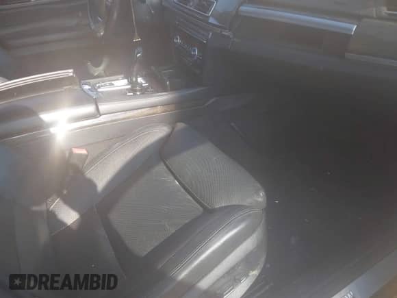2012 BMW 7 Series 750Li с VIN WBAKB8C55CC962853, выставлен на аукционе IAAI как лот 42705832 с пробегом 154 689 миль миль и . История ставок и продаж доступна на DreamBid. Изображение 5.