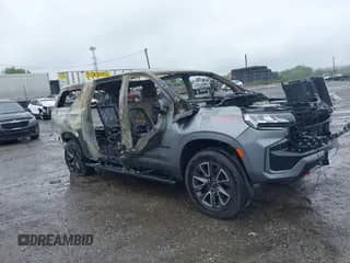 2021 Chevrolet Suburban Z71 с VIN 1GNSKDKD6MR285032, выставлен на аукционе IAAI как лот 42315252 с пробегом Не указан миль и . История ставок и продаж доступна на DreamBid. Изображение 1.