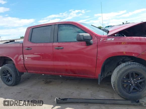 2020 Chevrolet Silverado 1500 Custom Trail Boss with VIN 1GCPYCEF1LZ161401, listed as a IAAI auction lot 43270025 with 147,586 mi miles and . Bid and sale history available at DreamBid. Image 12.