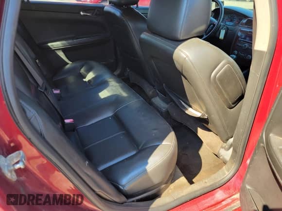 2011 Chevrolet Impala LT Fleet with VIN 2G1WG5EK9B1247224, listed as a IAAI auction lot 41706662 with 290,325 mi miles and . Bid and sale history available at DreamBid. Image 8.