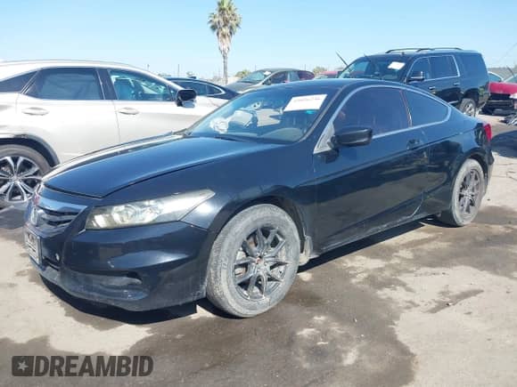 2012 Honda Accord EX с VIN 1HGCS1B75CA004844, выставлен на аукционе IAAI как лот 43056236 с пробегом 163 442 миль миль и . История ставок и продаж доступна на DreamBid. Изображение 2.