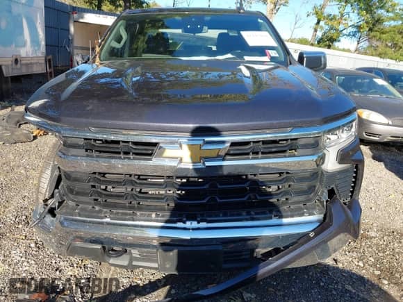 2023 Chevrolet Silverado 1500 LT z VIN 1GCPDDEK9PZ238990, wystawiony jako IAAI lot #43445604 z przebiegiem 44 284 mil mil oraz . Historia ofert i sprzedaży dostępna na DreamBid. Obrazek 12.