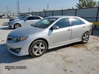 2013 Toyota Camry L with VIN 4T1BF1FK2DU279628, listed as a Copart auction lot 80577615 with 80,596 mi miles and Salvage title. Bid and sale history available at DreamBid. Image 1.