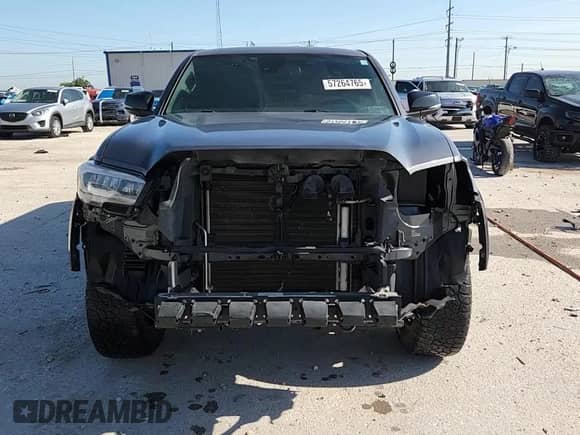 2021 Toyota Tacoma Limited with VIN 3TMGZ5AN8MM403755, listed as a Copart auction lot 57264765 with 66,533 mi miles and Clean title. Bid and sale history available at DreamBid. Image 14.