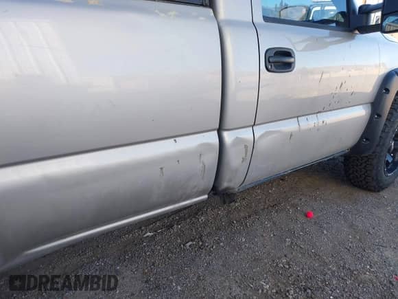 2004 GMC Sierra 1500 SLE with VIN 1GTEK14T94Z197522, listed as a IAAI auction lot 41653960 with 194,046 mi miles and . Bid and sale history available at DreamBid. Image 6.