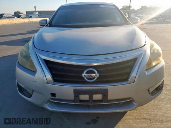 2015 Nissan Altima SL with VIN 1N4AL3AP3FN338289, listed as a Copart auction lot 82286675 with 209,538 mi miles and Clean title. Bid and sale history available at DreamBid. Image 5.