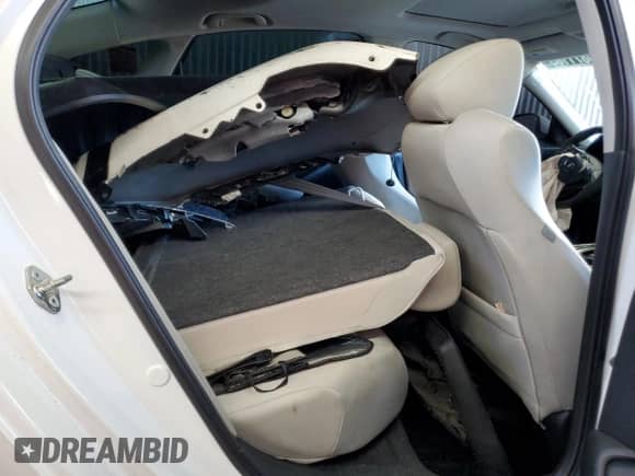 2018 Honda Accord EX z VIN 1HGCV1F48JA143323, wystawiony jako Copart lot #89871185 z przebiegiem 74 721 mil mil oraz Czysty tytuł • Clean title. Historia ofert i sprzedaży dostępna na DreamBid. Obrazek 10.