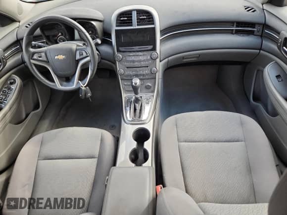 2013 Chevrolet Malibu LS с VIN 1G11B5SA1DF226979, выставлен на аукционе Copart как лот 81425975 с пробегом 149 729 миль миль и Списание • Salvage title. История ставок и продаж доступна на DreamBid. Изображение 8.