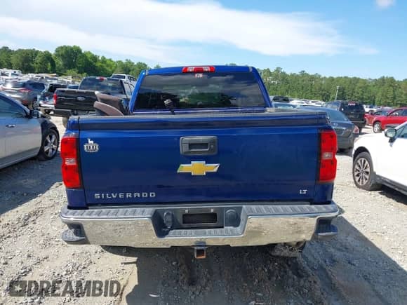 2014 Chevrolet Silverado 1500 LT z VIN 3GCUKREH3EG170483, wystawiony jako IAAI lot #42251858 z przebiegiem 155 135 mil mil oraz . Historia ofert i sprzedaży dostępna na DreamBid. Obrazek 16.