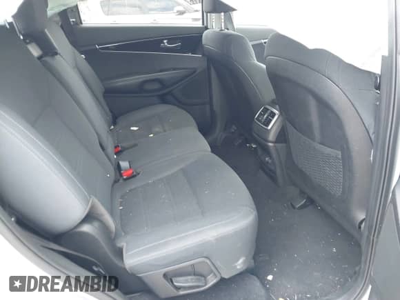 2019 Kia Sorento LX with VIN 5XYPG4A3XKG577478, listed as a IAAI auction lot 42248745 with 142,153 mi miles and . Bid and sale history available at DreamBid. Image 8.